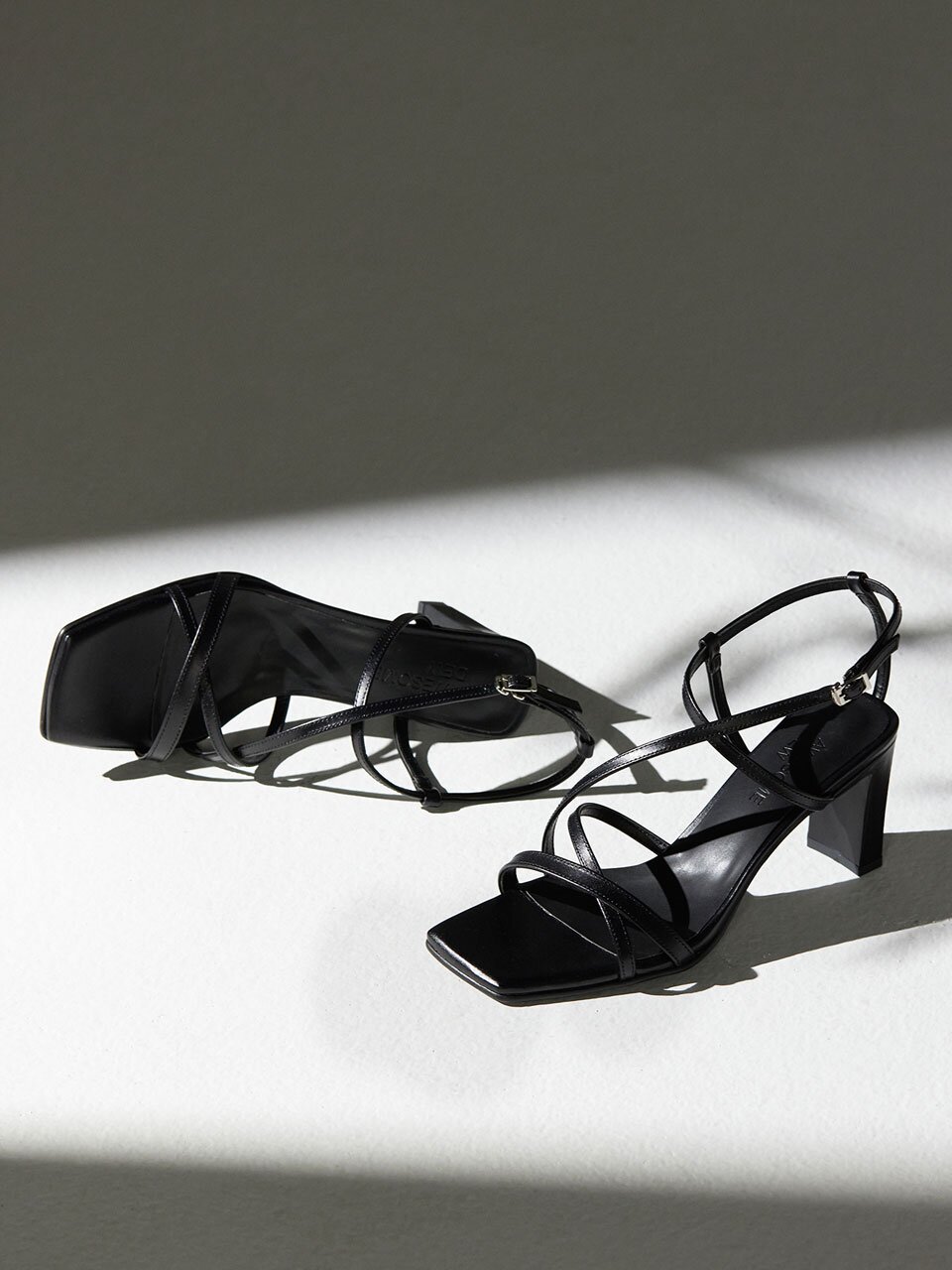 Sandals_ADS372