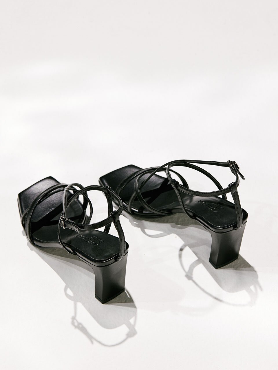Sandals_ADS372