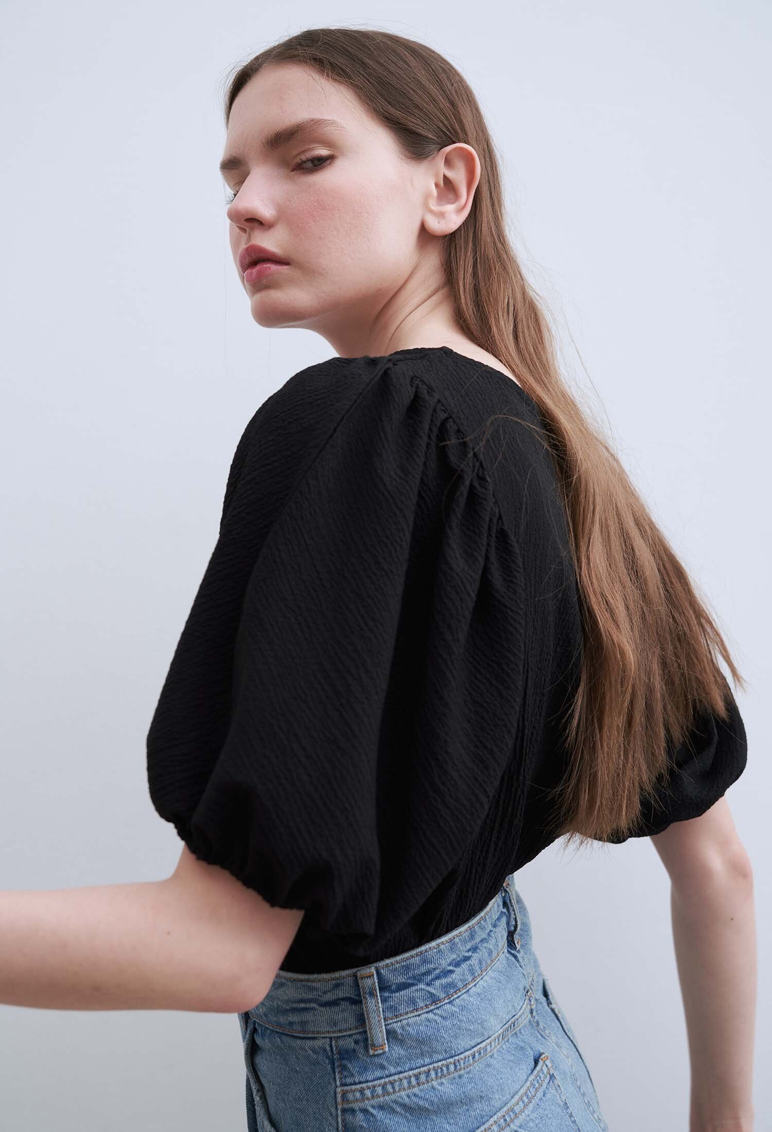 Lori Crinkle Puff Sleeve Top (2 Colors)