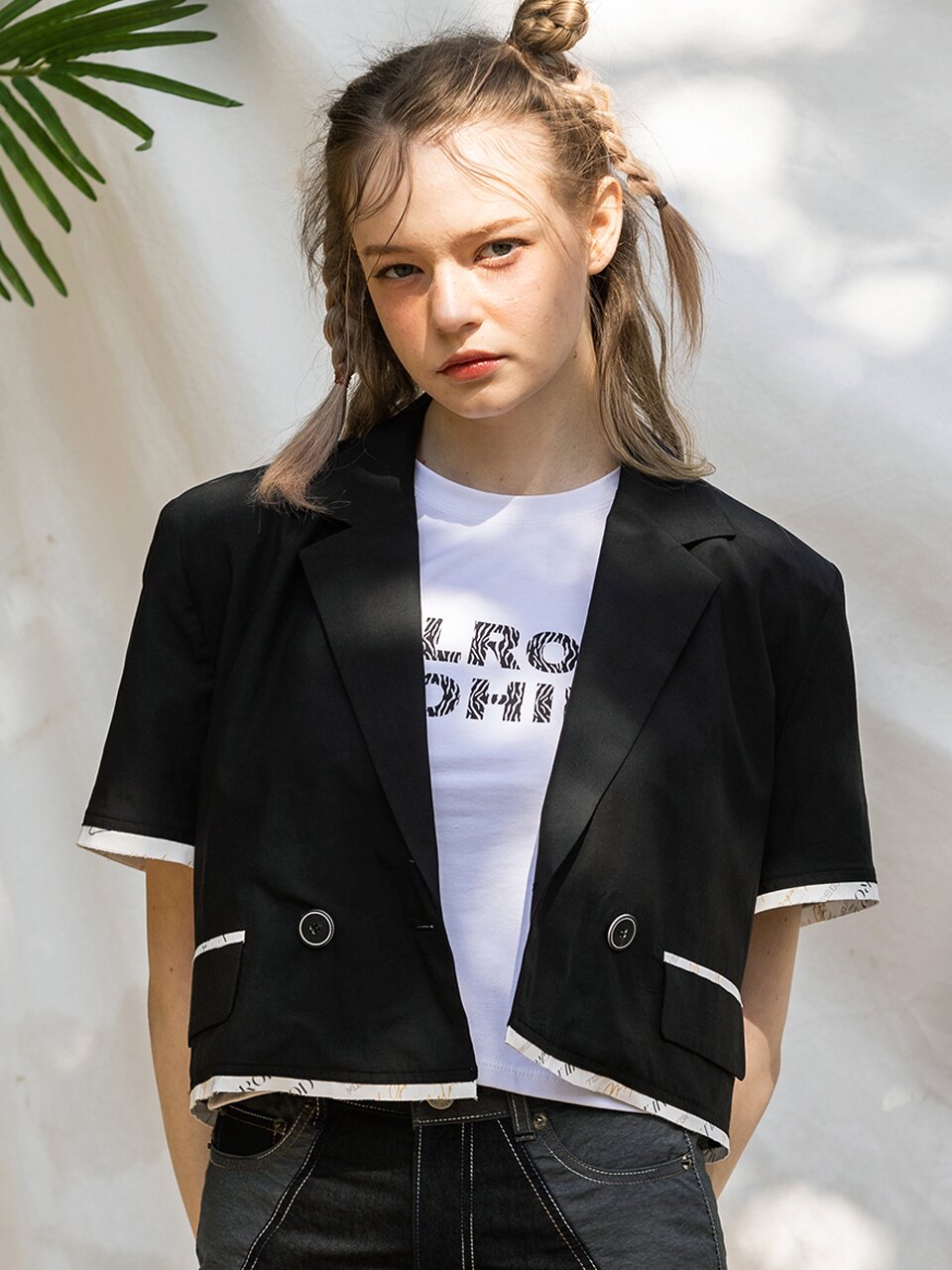 lettering crop jacket_[BLACK]