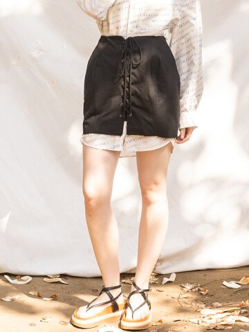 volume cut eyelet skirt_[BLACK]