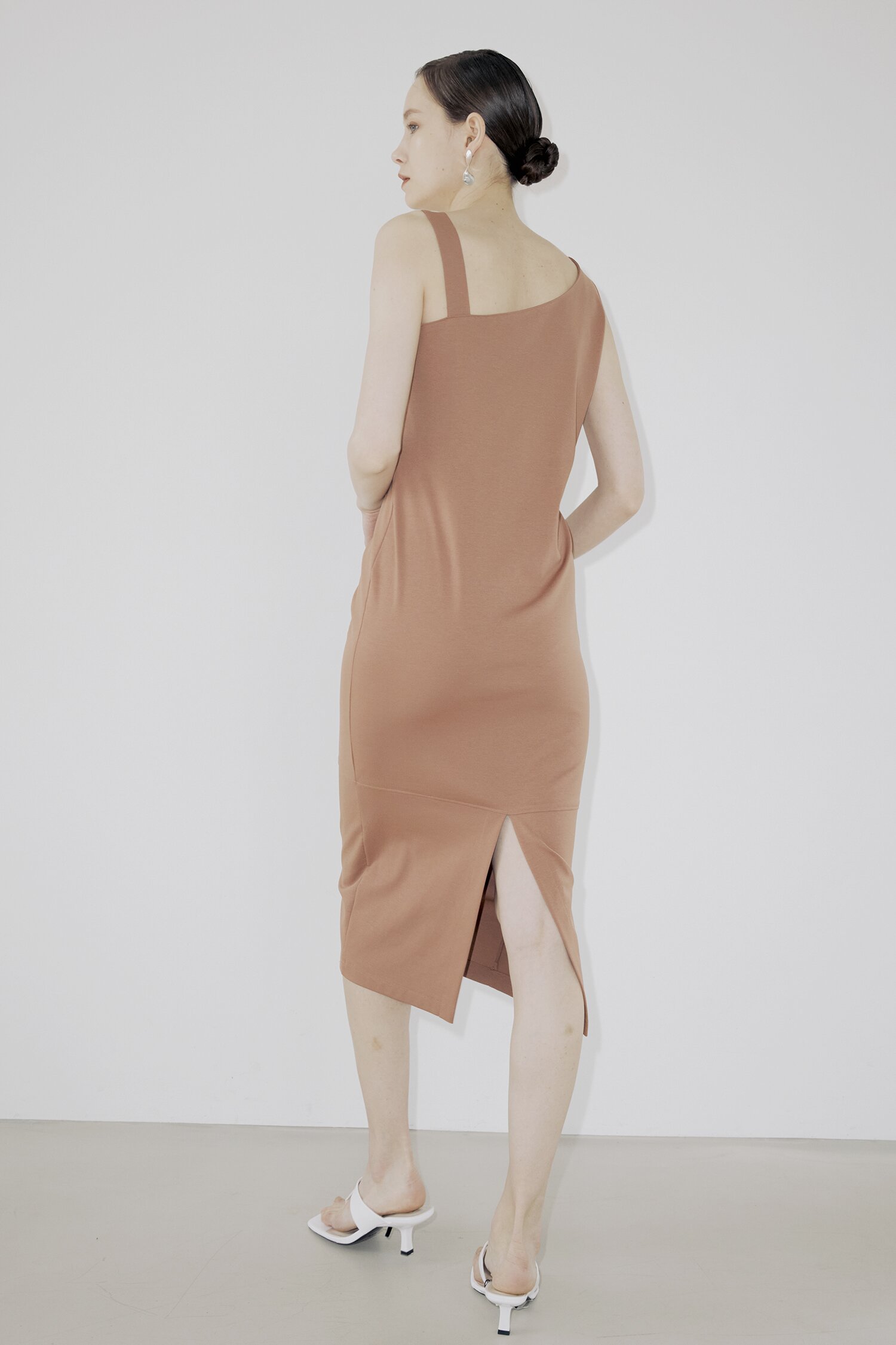 Unbanlanced Jersey Dress - Brown