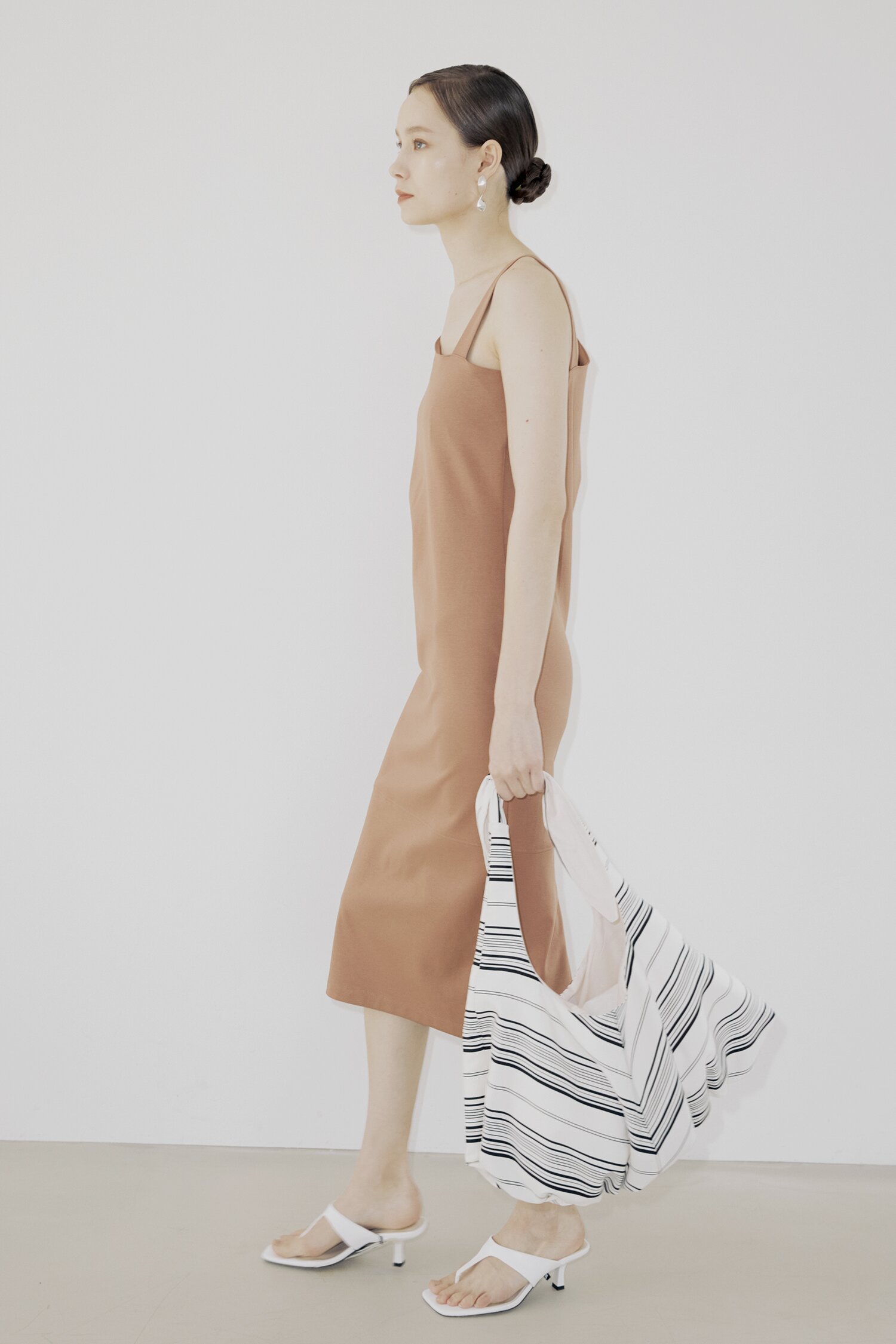 Unbanlanced Jersey Dress - Brown