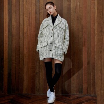 [분더가이스트] 트위드 아웃포켓 하프코트 (화이트 아이보리)