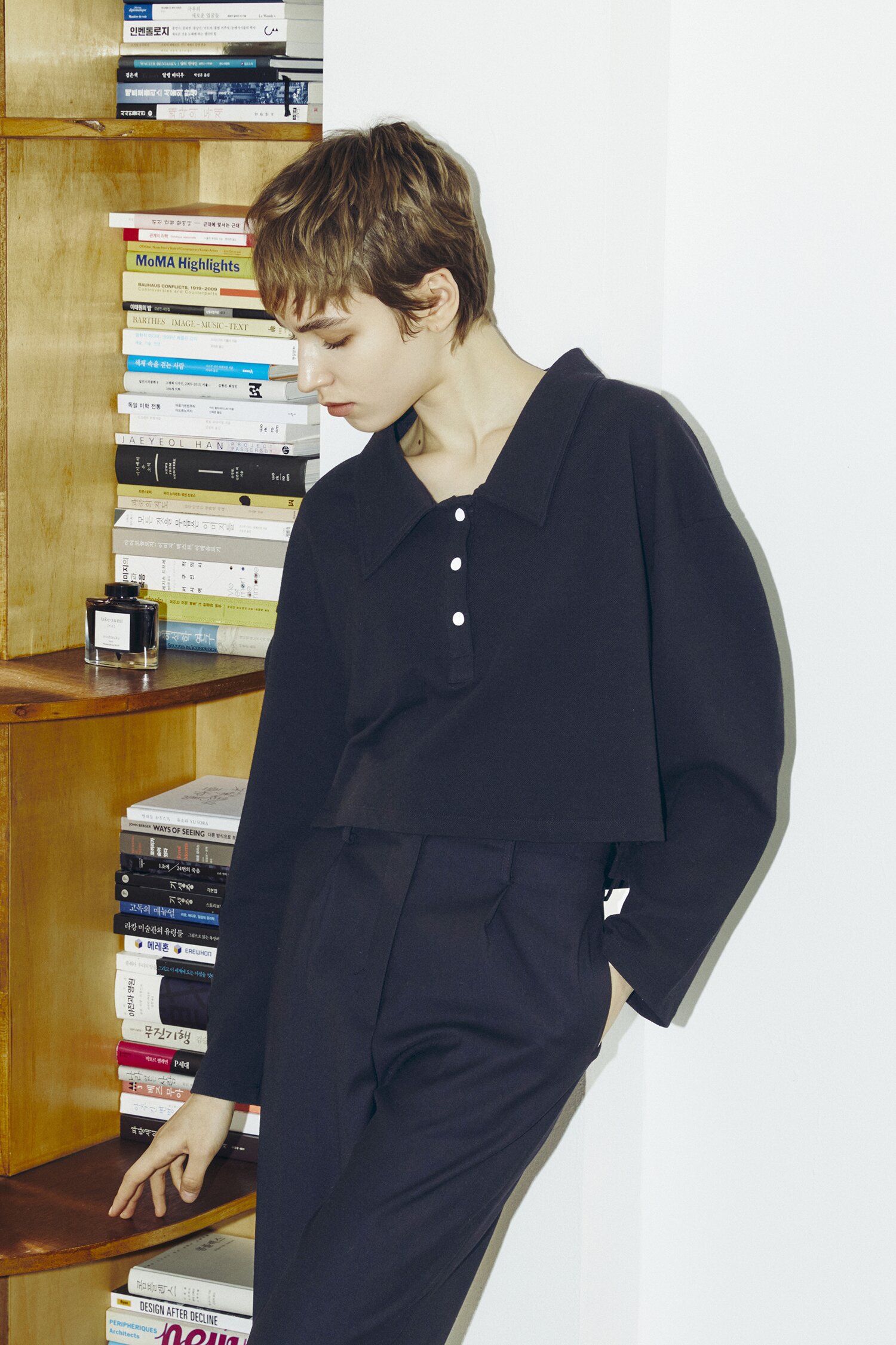 Shirt Collar Crop T-Shirt - Black