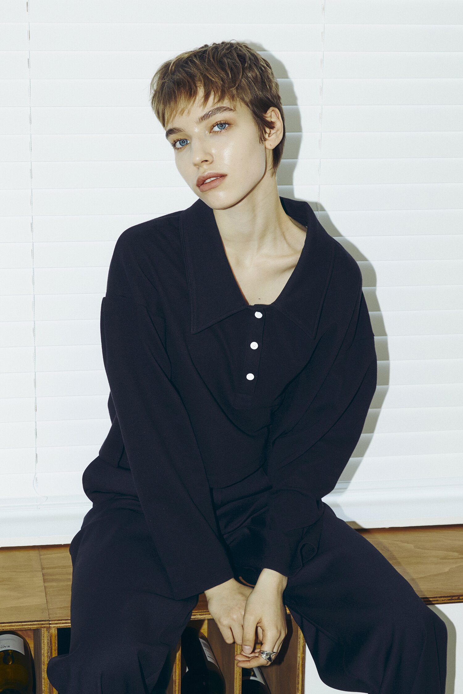 Shirt Collar Crop T-Shirt - Black