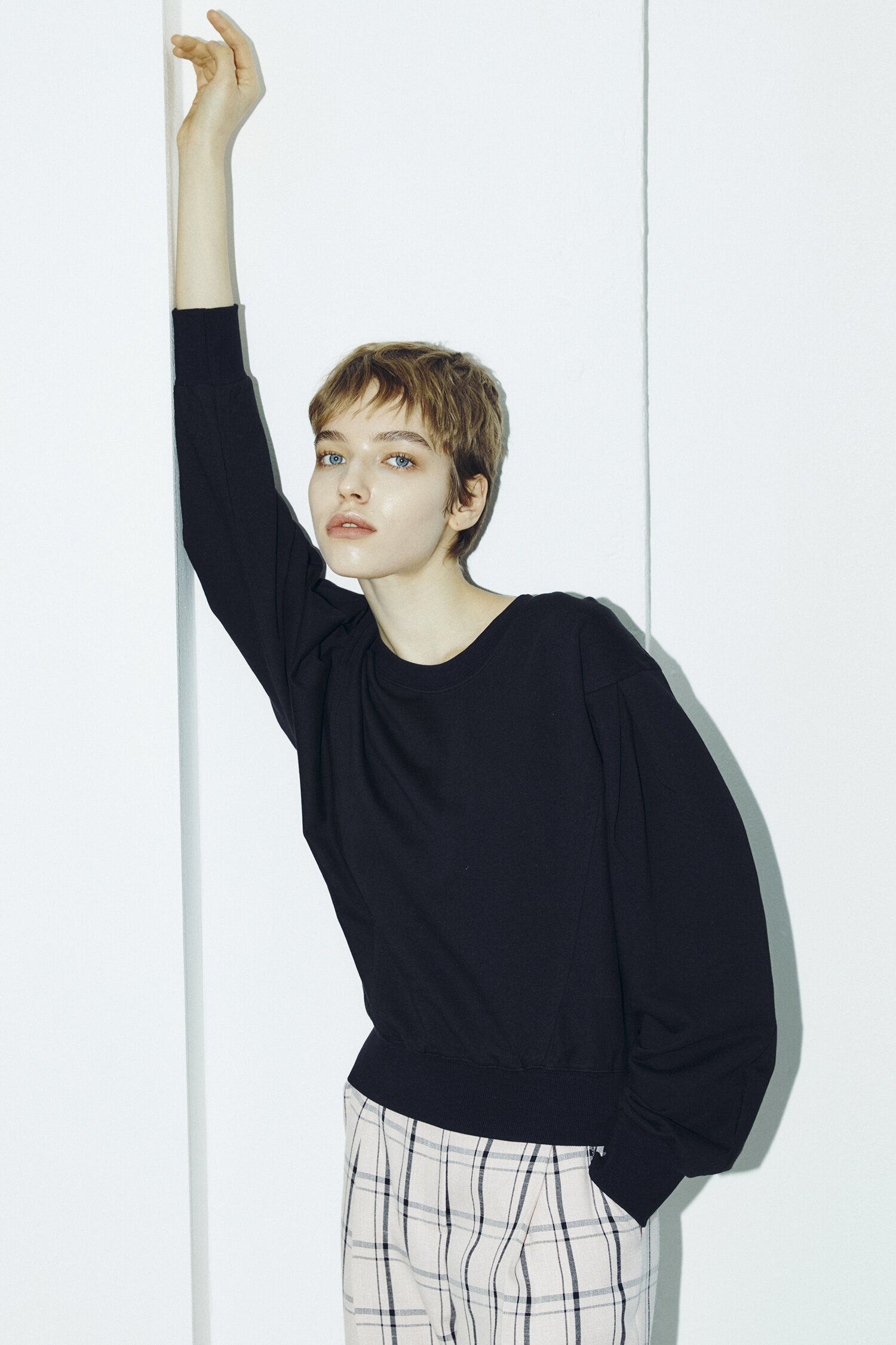 Dolman Sleeve Crop MTM - Black