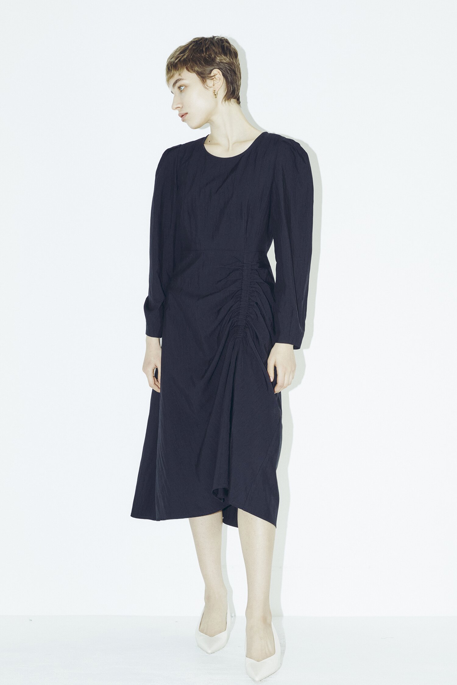 Long Sleeve Shirring Midi Dress - Black