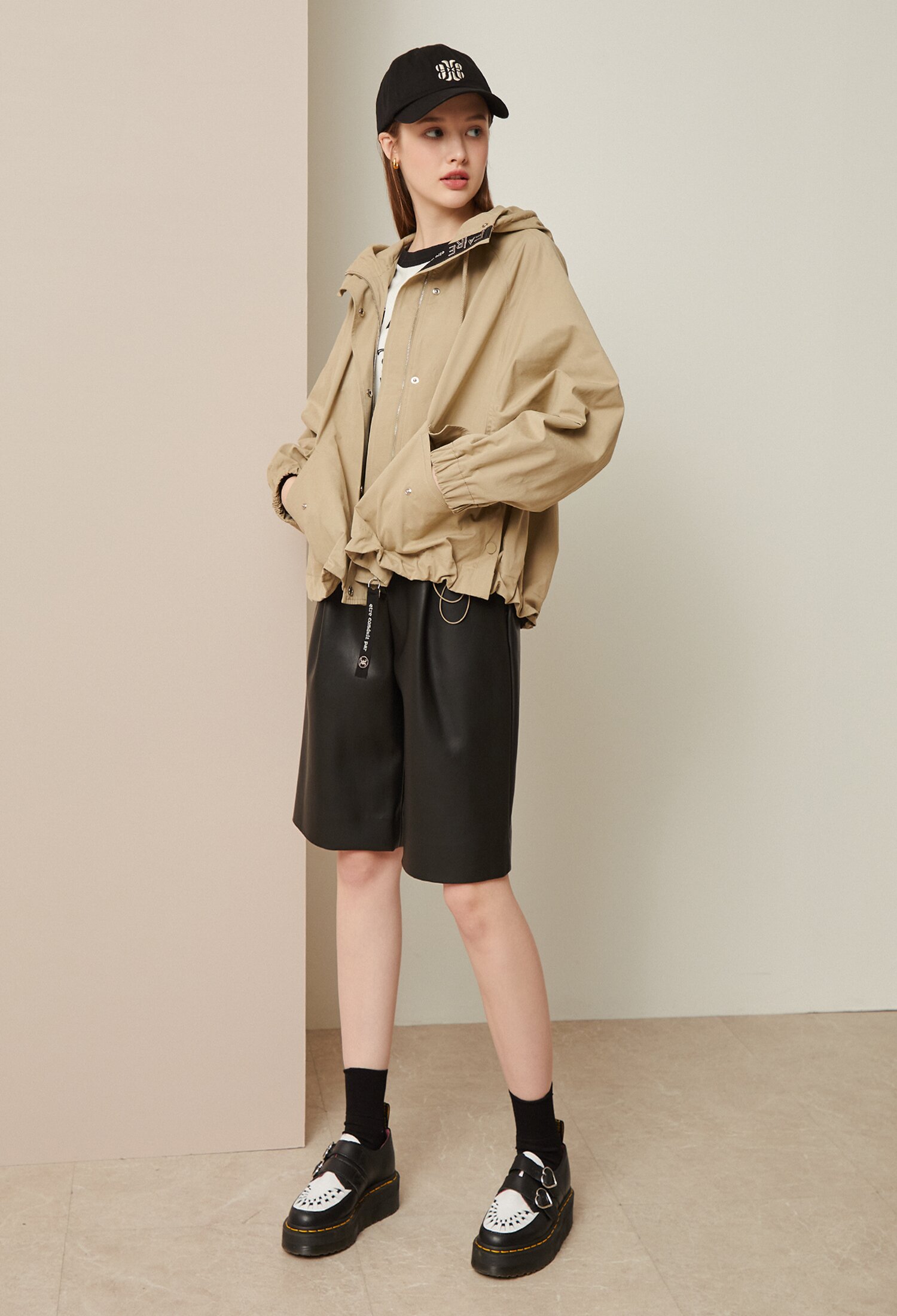 에코 레더 버뮤다 팬츠 (BLACK)