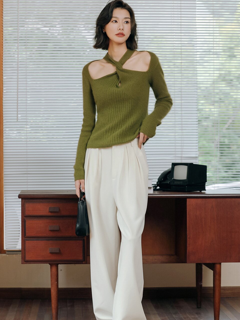 LS Pintuck Wide Long Slacks_WH