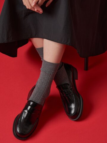 plain classic  penny loafer black