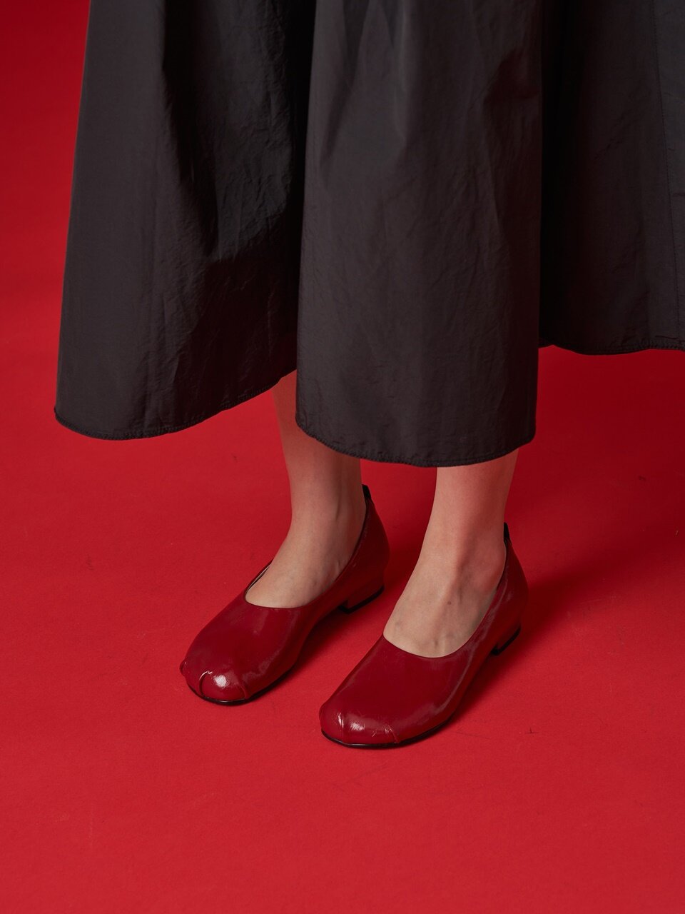 pretty wrikle round flat red