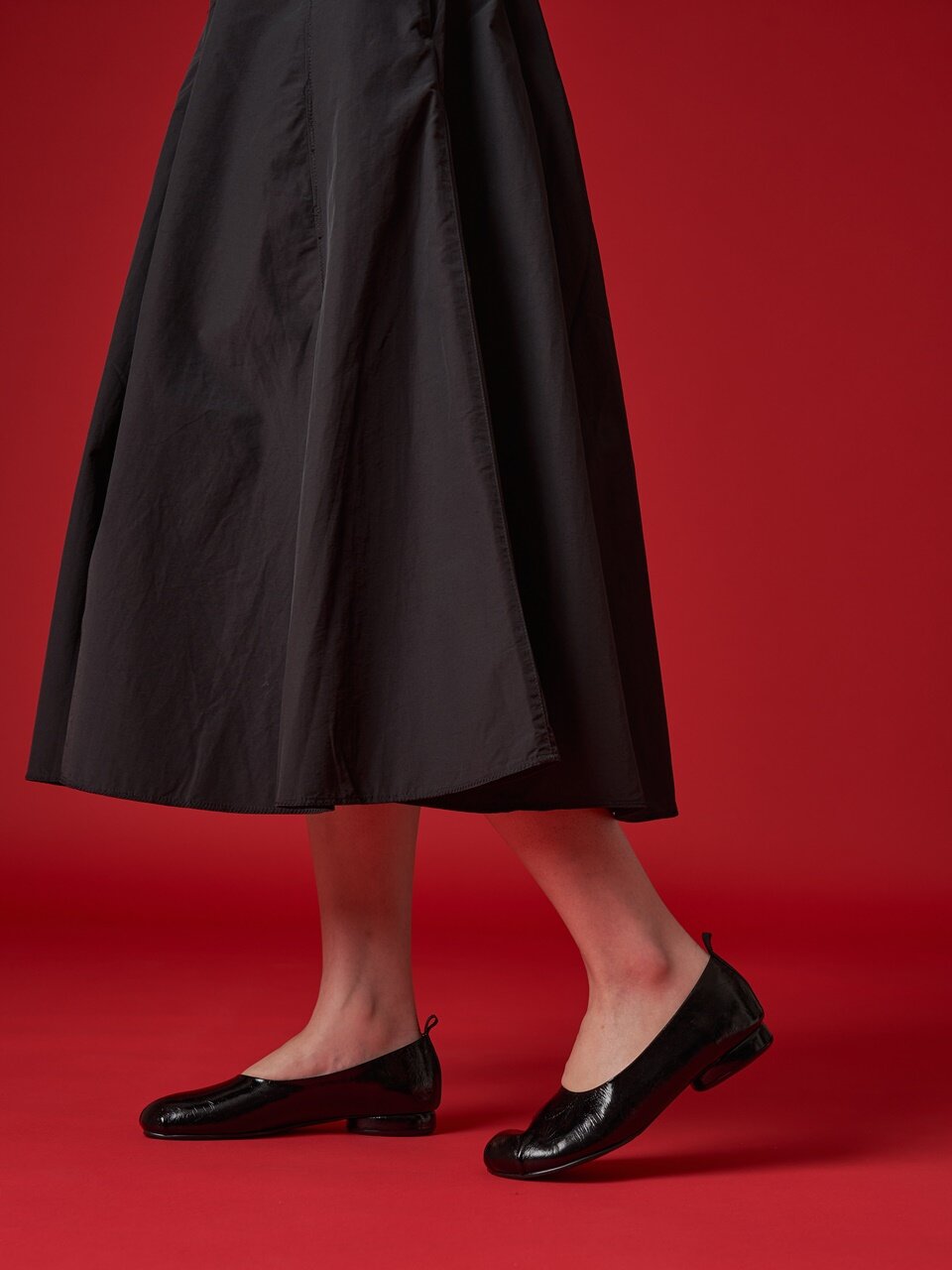 pretty wrikle round flat black