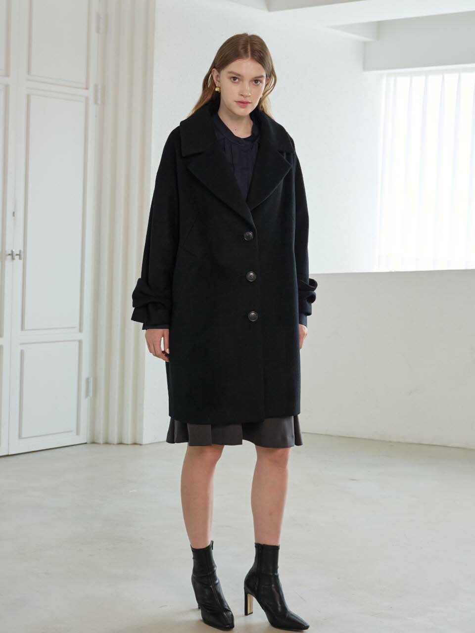 울 리본 커프 코트 Wool Ribbon Cuff Coat_BLACK