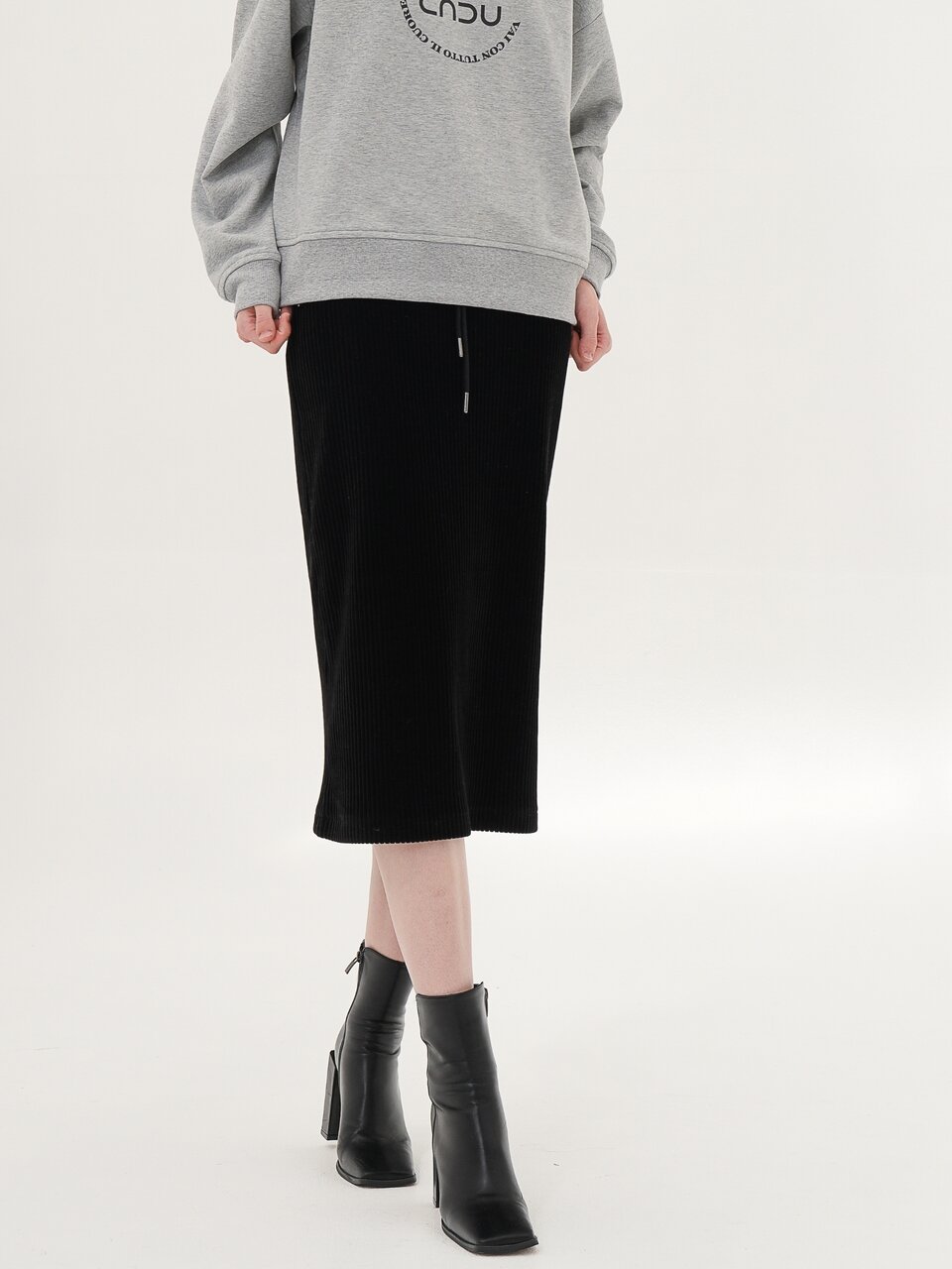 Corduroy Bending Skirt _Black