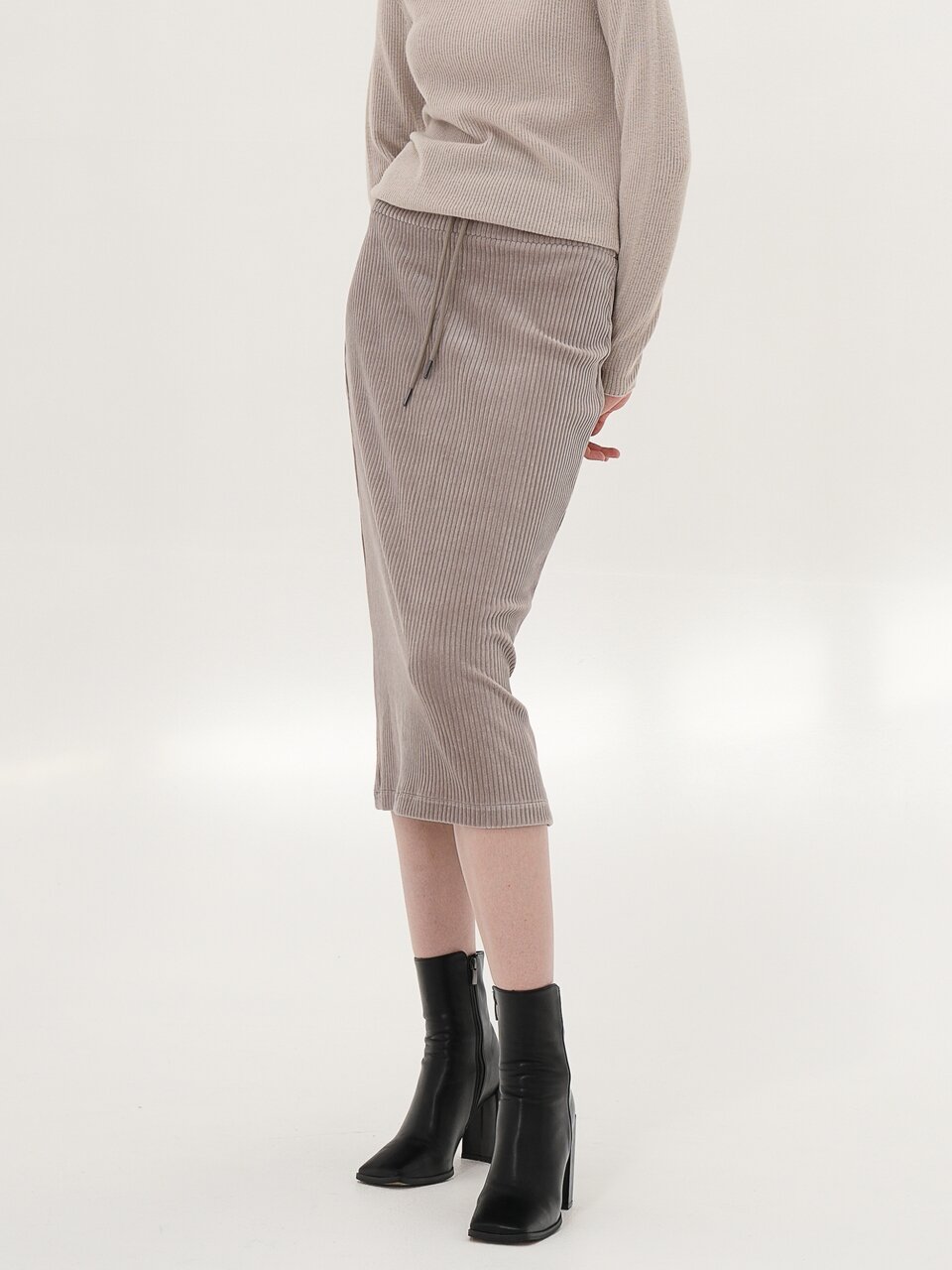 Corduroy Bending Skirt _Black