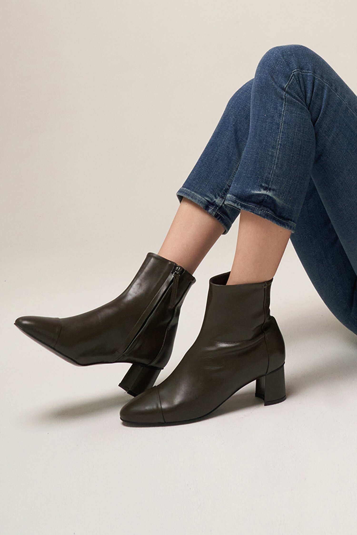 Charlotte Ankle Boots Khaki