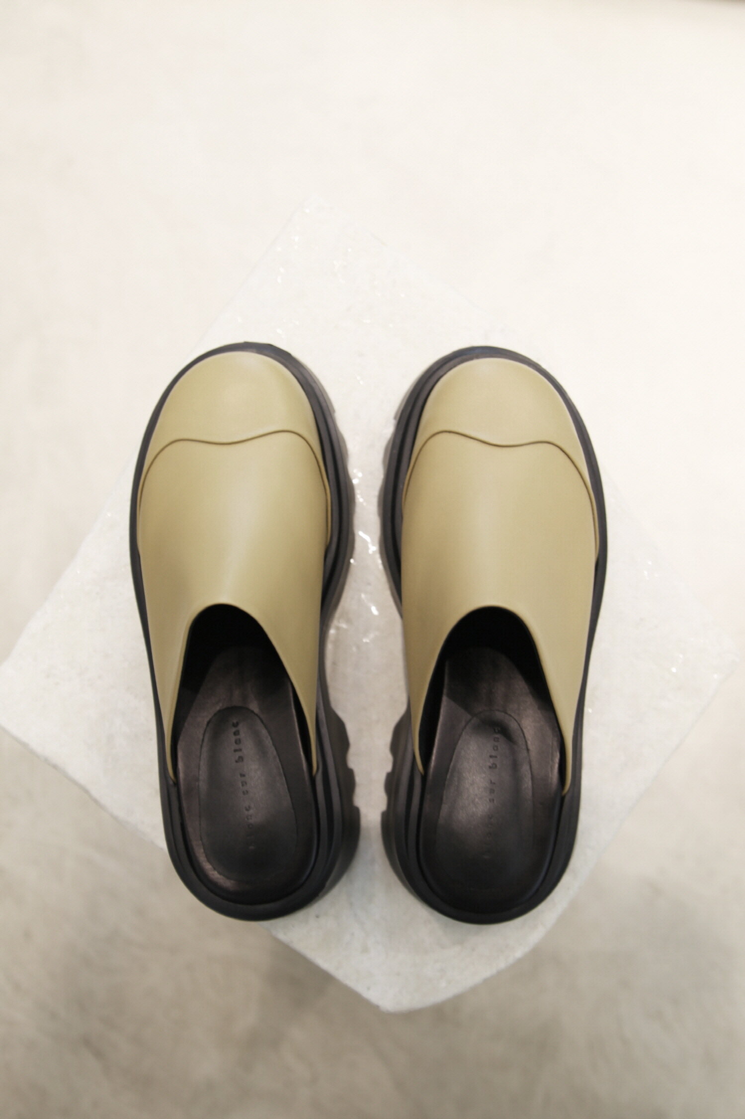 Lucas Mules Beige
