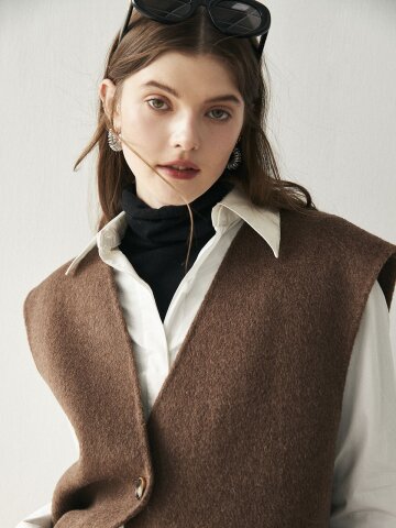 OZ_Woolen horse clip double sided Coat_BROWN