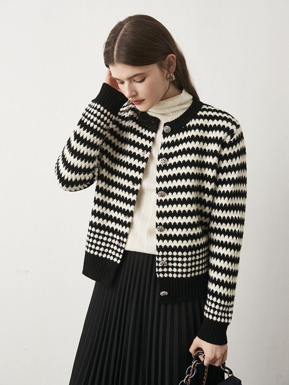 OZ_black and white striped wool cardigan_BLACK