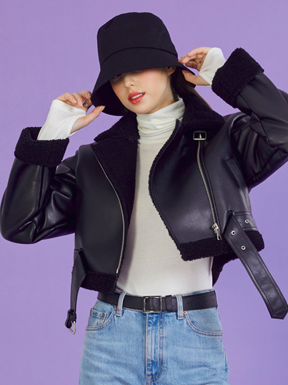 [벨트탈부착] WOMEN 크롭 오버핏 무스탕 플리스 자켓 All_Black [라이더 ver.]