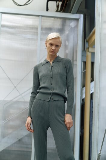 셔츠카라 풀오버(그린)-( wool 100% -yarn by Italy) -