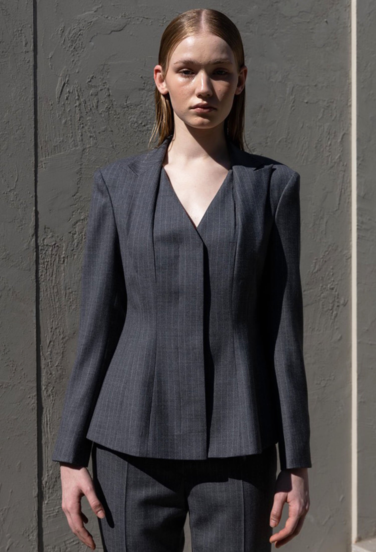 TWO LAYERD TAILRORED JACKET GREY