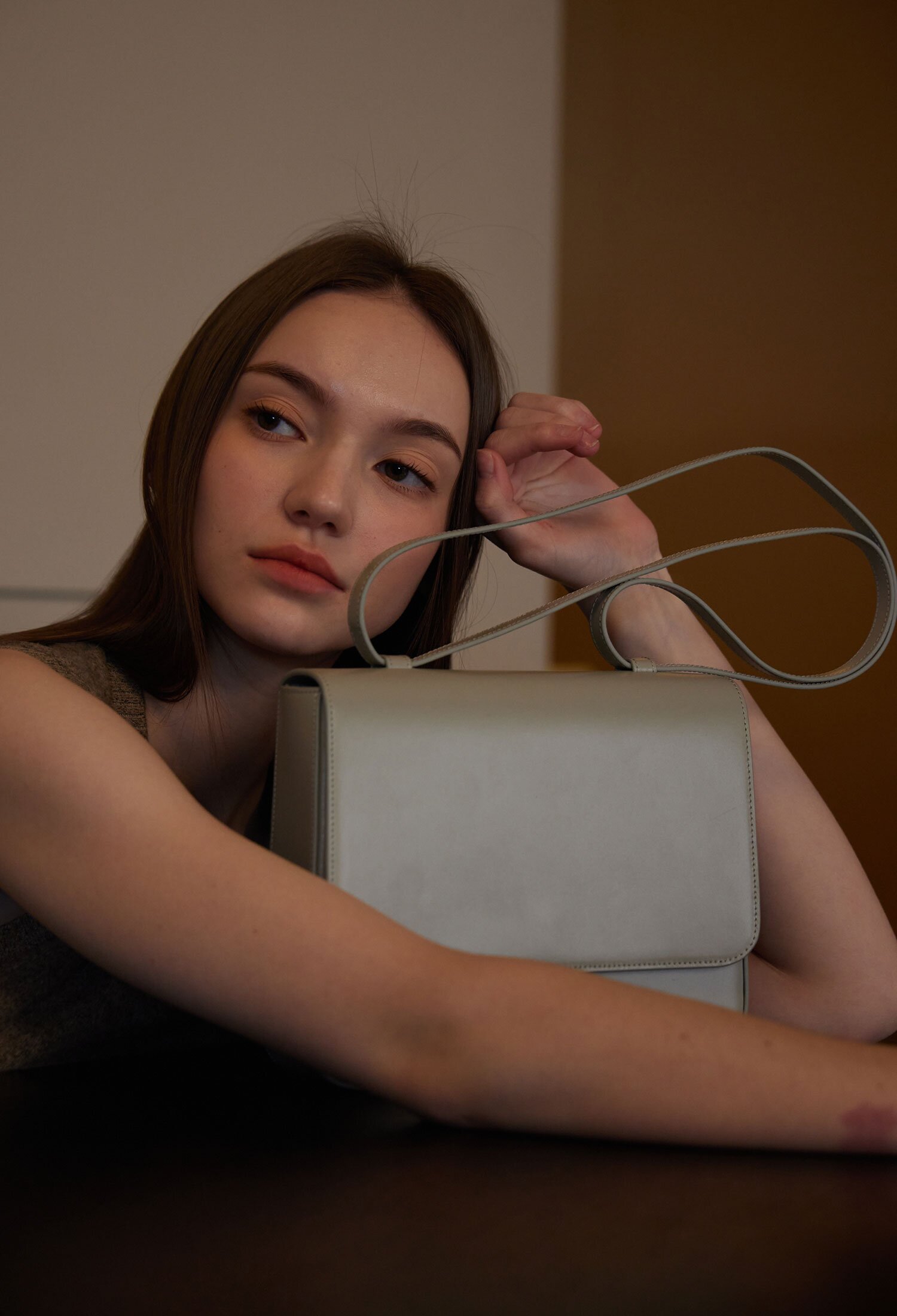 ROE MEDIUM BAG - GRAY