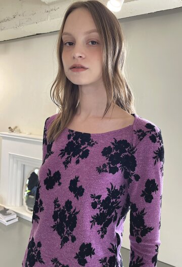 플라워 후로킹 니트 탑 FLOWER MENACE(플럼)