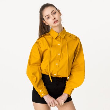 [분더가이스트] 비숍슬리브 스트링 블라우스 (머스타드)