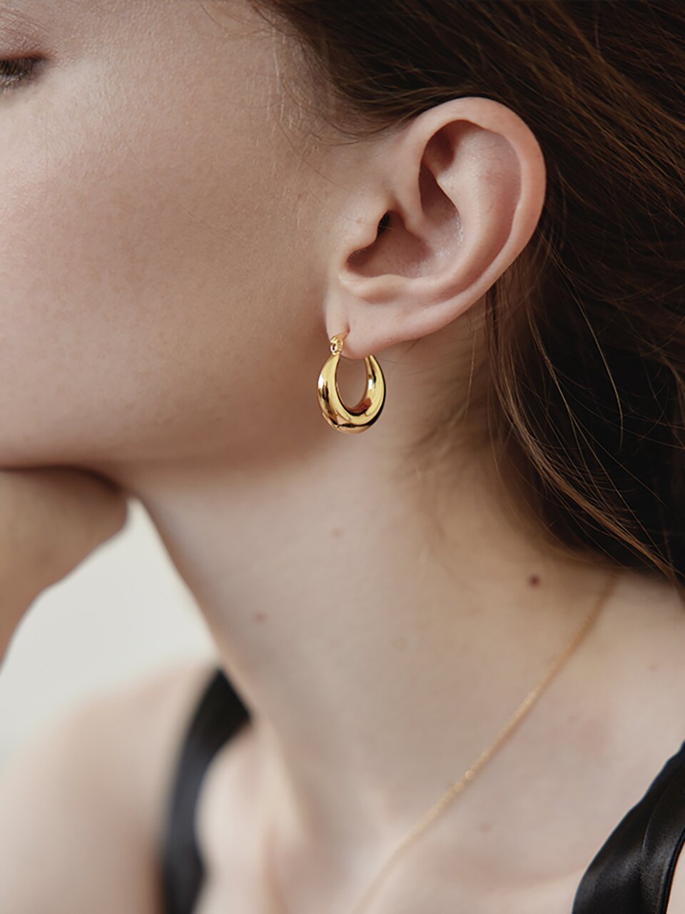 Simple harp shape earring