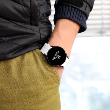 발렌티노루디 VRA119-WT 갤럭시워치 호환 5 4 마그네틱 버클 소프트 실리콘 스트랩 밴드