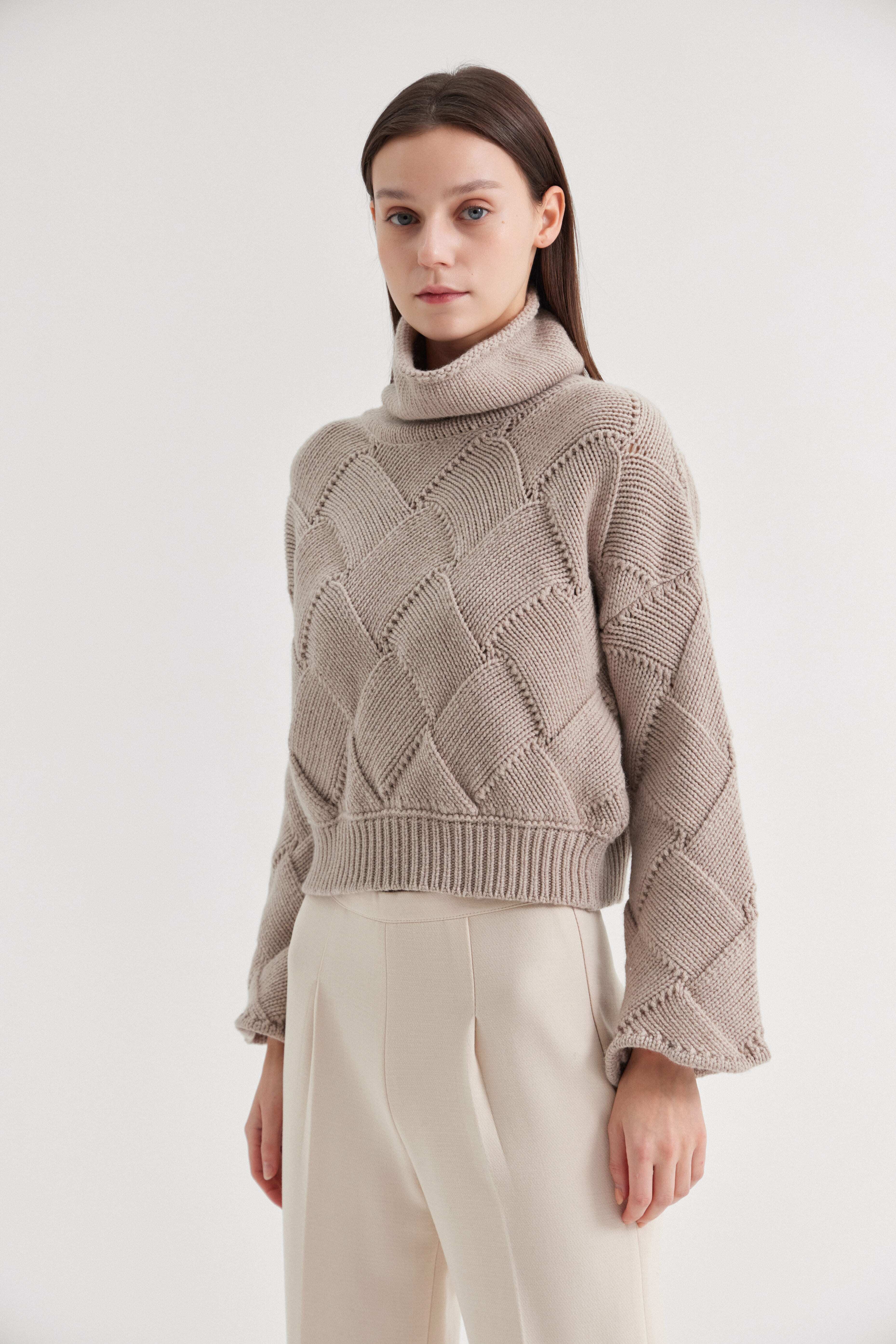 [크램38] LEONORA CROCHET TURTLENECK SWEATER CACHA
