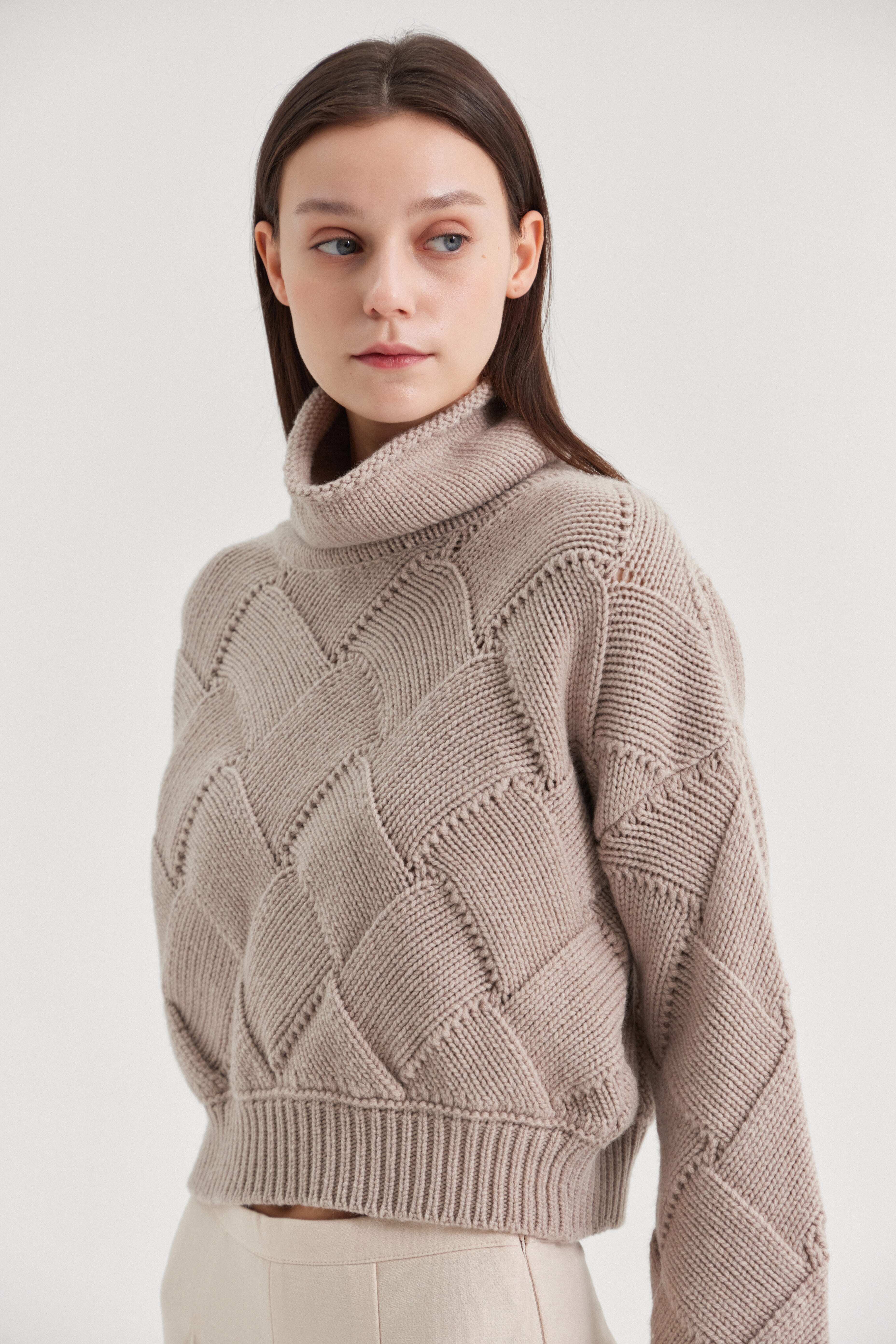 [크램38] LEONORA CROCHET TURTLENECK SWEATER CACHA