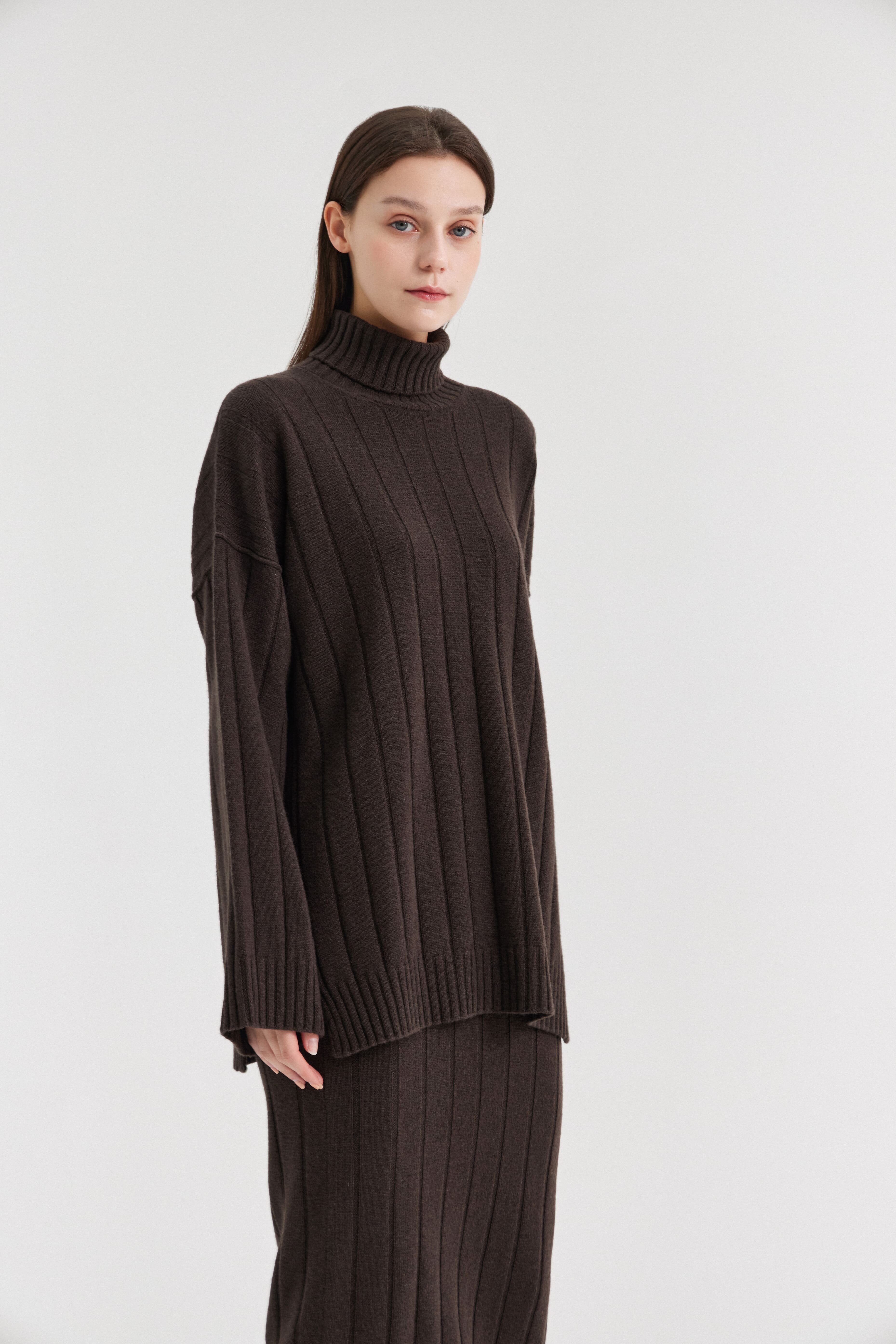 [크램38] FIDULA LARGE RIBBED SWEATER FANGO
