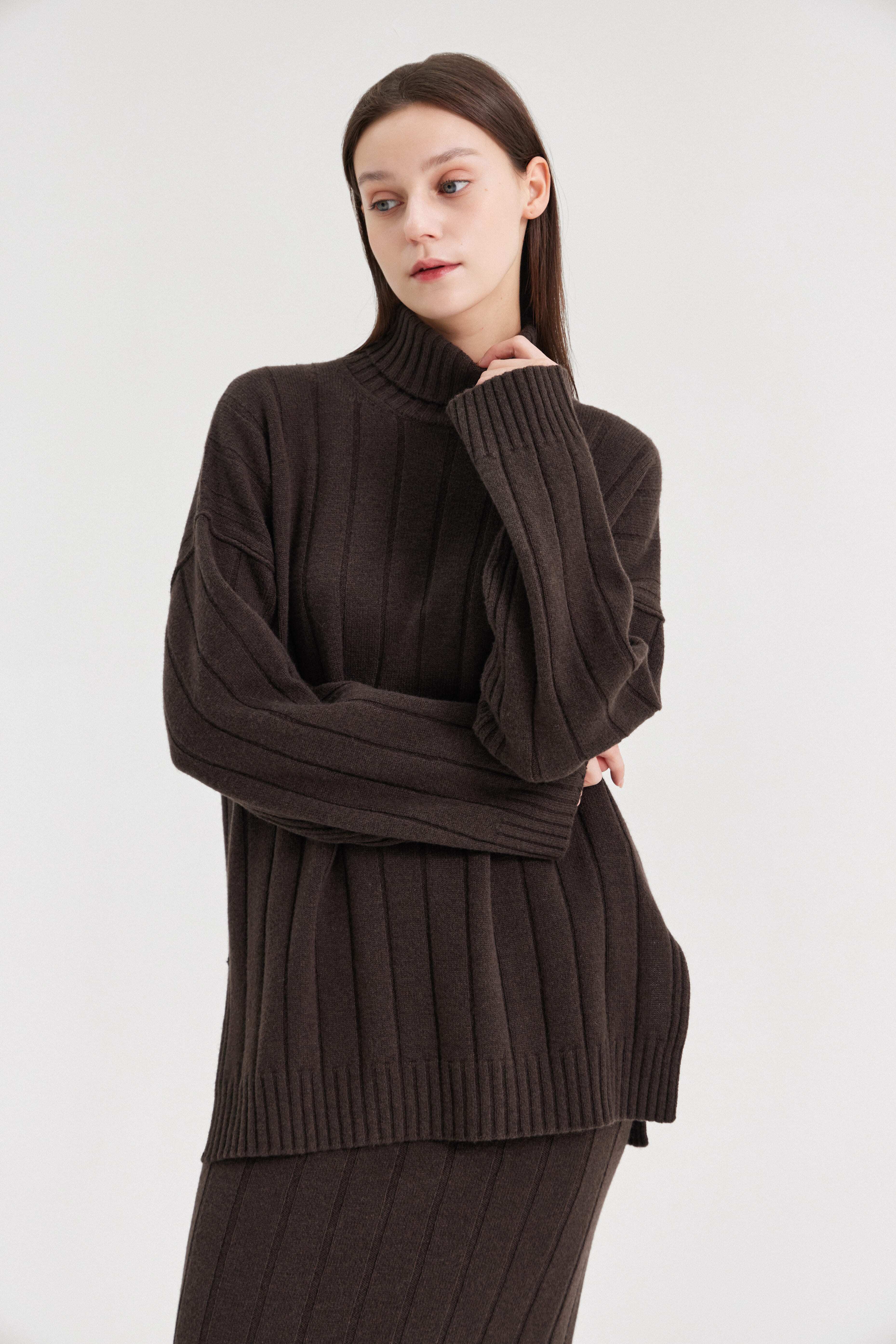 [크램38] FIDULA LARGE RIBBED SWEATER FANGO