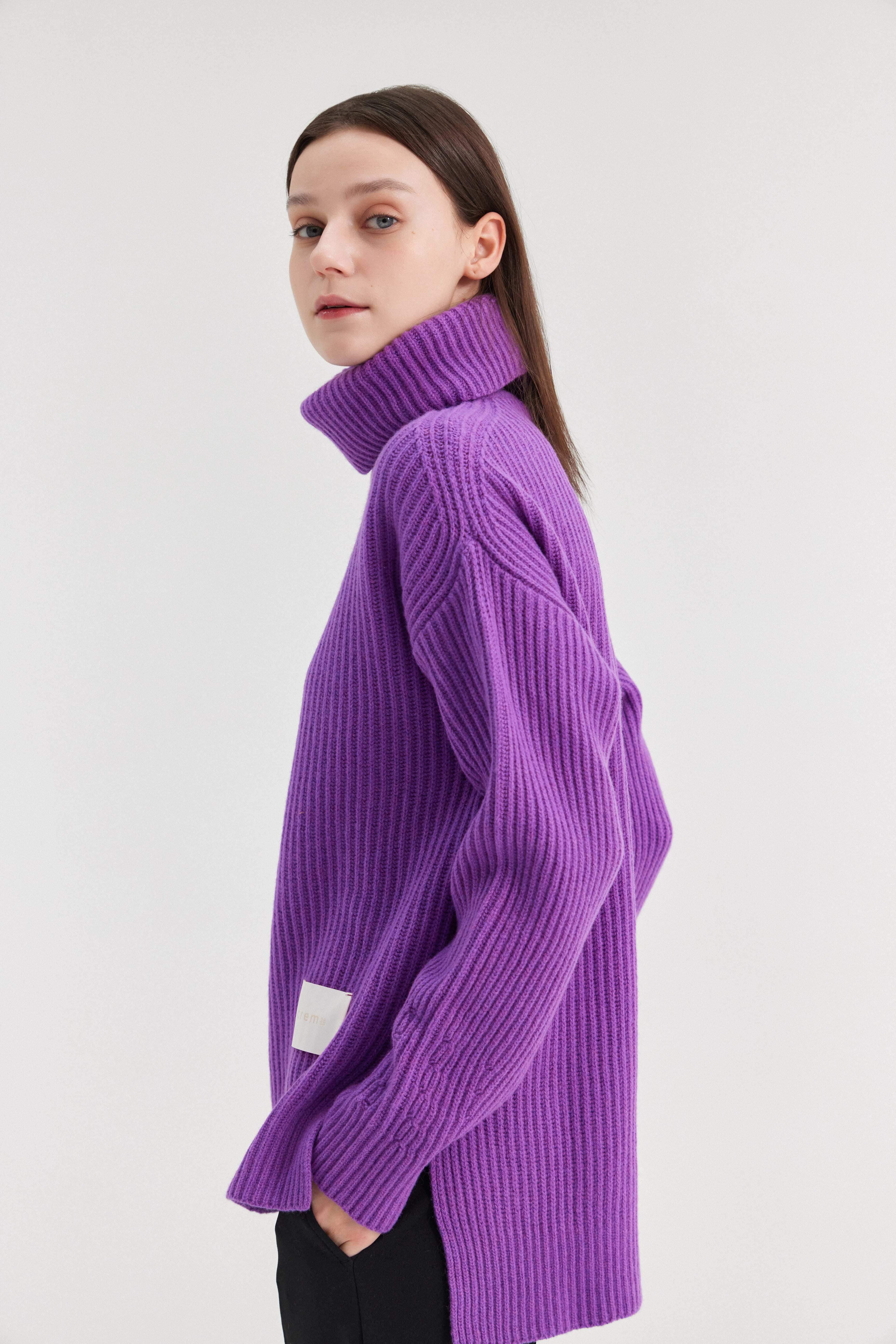 [크램38] TESEO TURTLENECK RIBBED SWEATER VIOLA