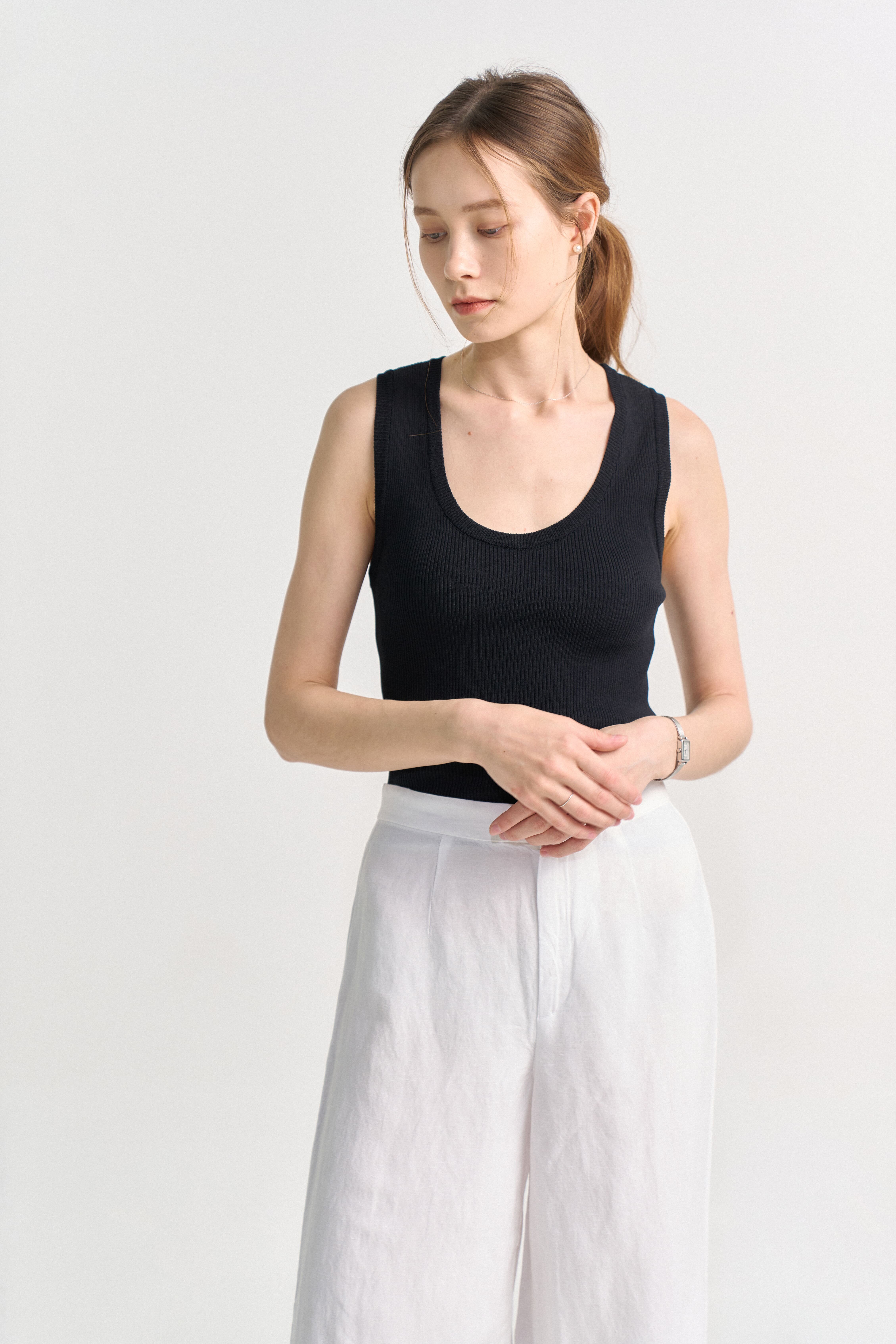 [크램38] BELLA KNITTED RIBBED TOP BLACK
