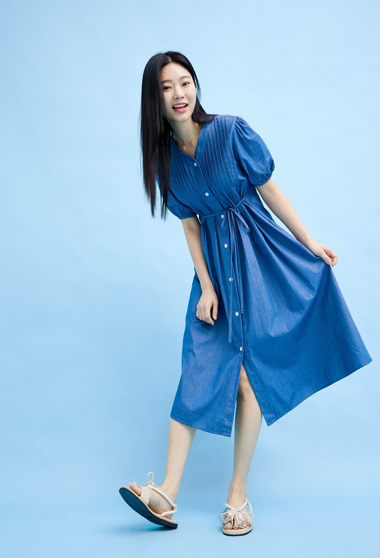 핀턱 데님 퍼프 원피스 (L/BLUE)