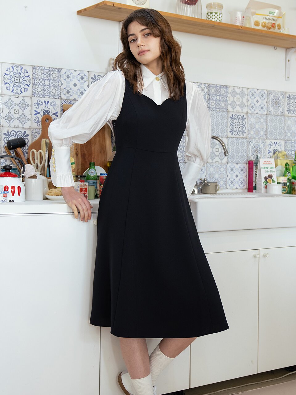 WED_Peach collar sleeveless dress