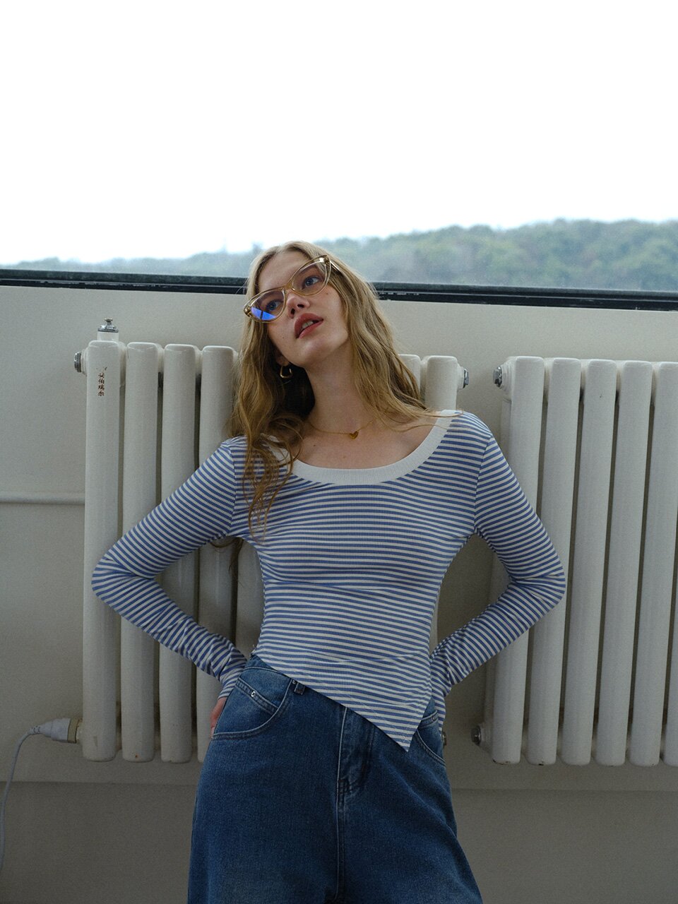 DD_Stripe irregular slim top_BLUE