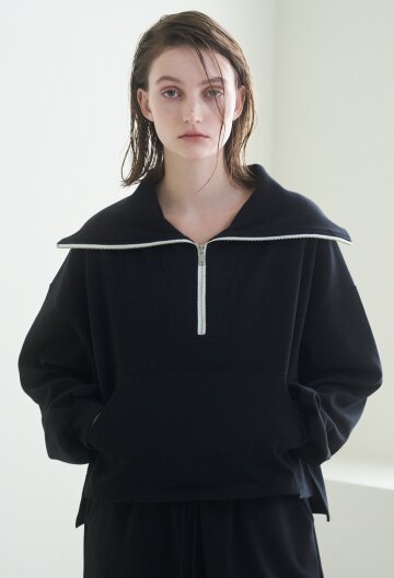 Wide Collar Zip Up T-Shirts - Black