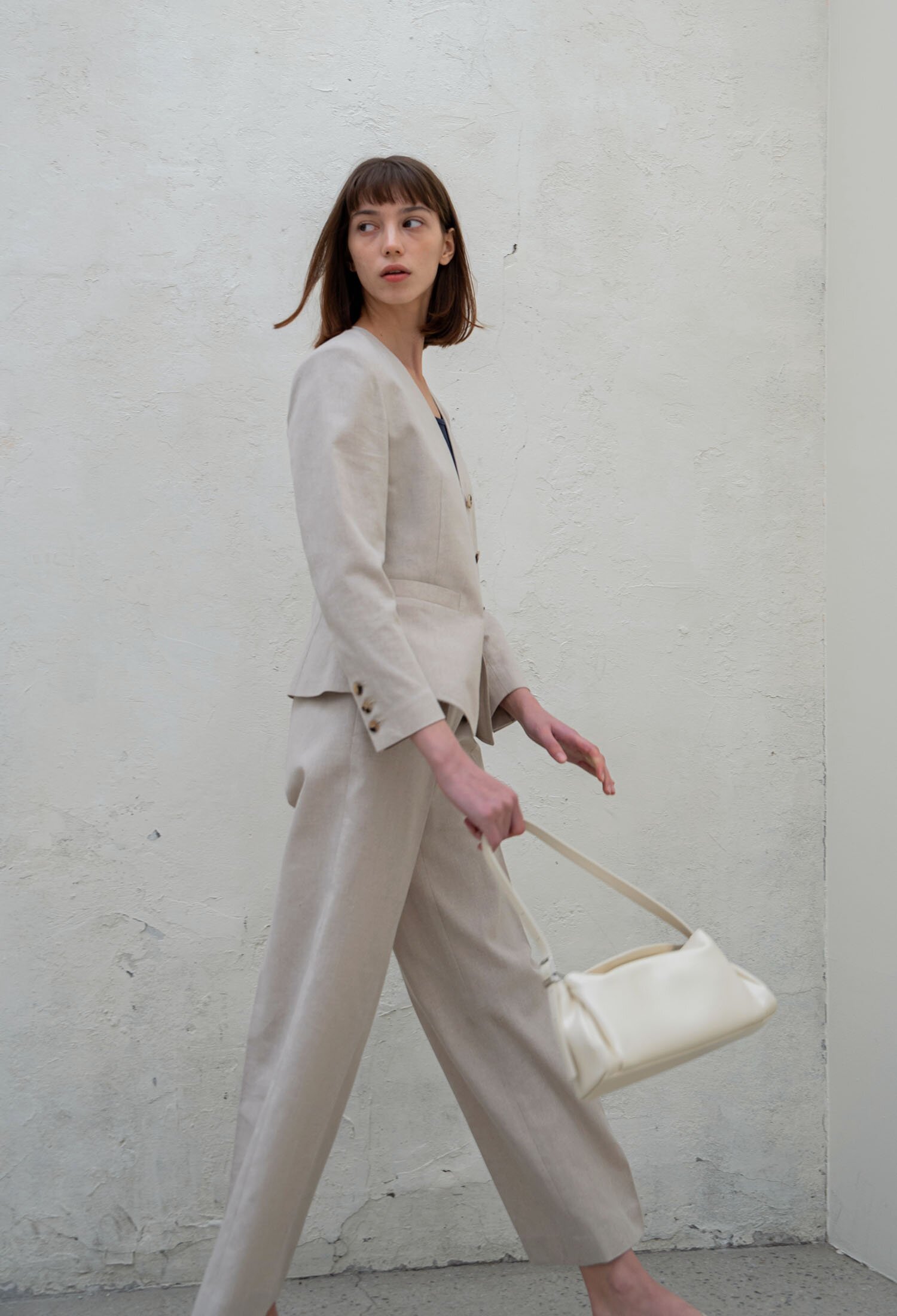 COLLARLESS LINEN SUIT PANTS