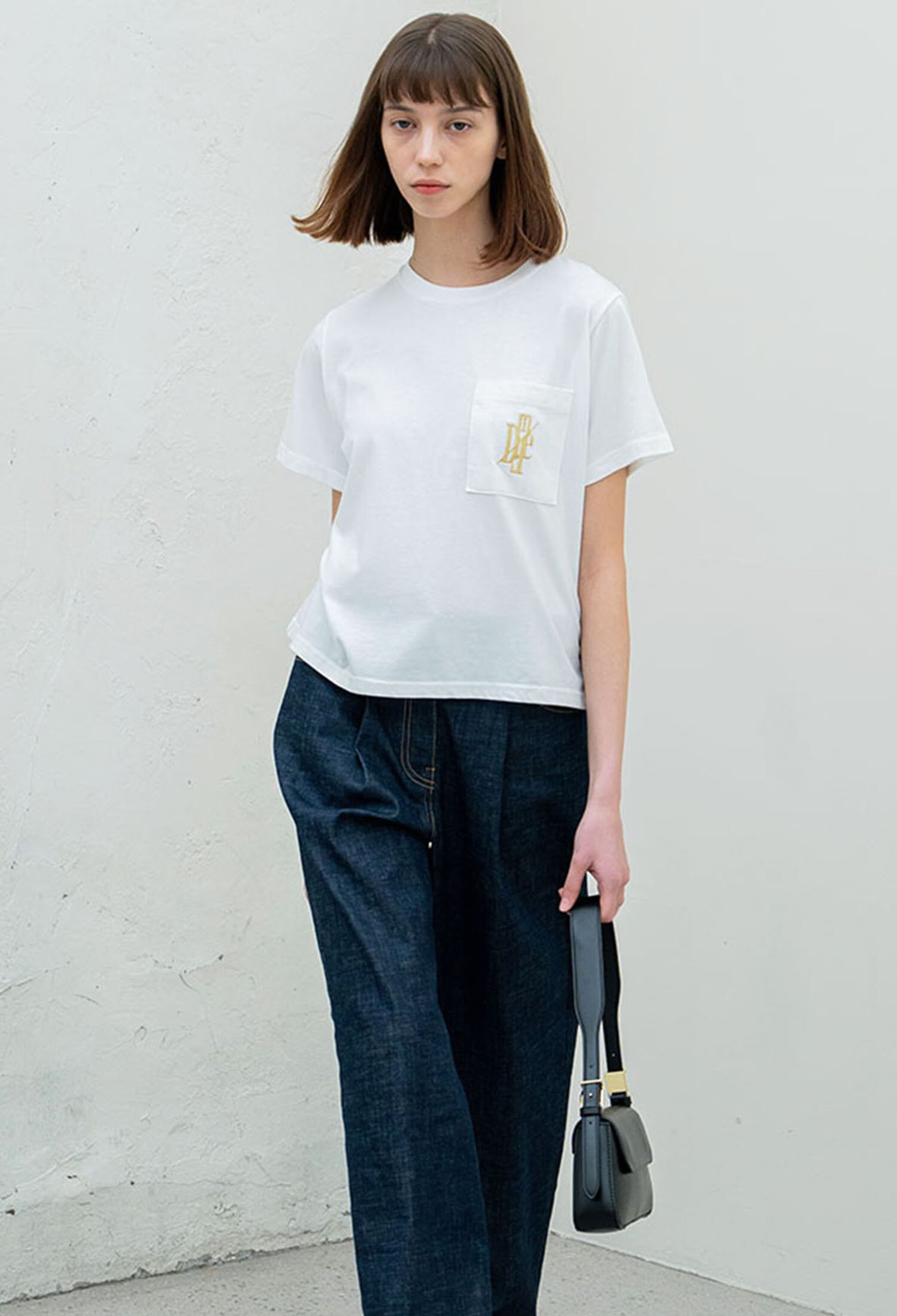 URBAN SIMPLE LOGO T WHITE