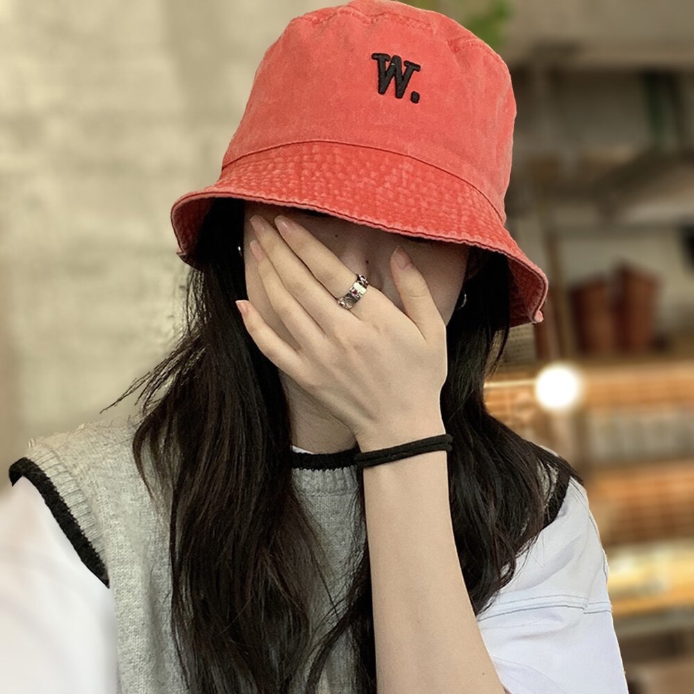 더블유닷 시그니처로고 버킷햇 레드