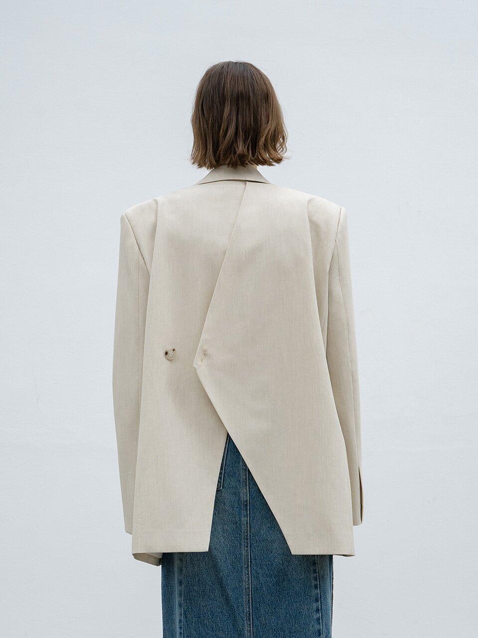 EK_Oversize back button blazer