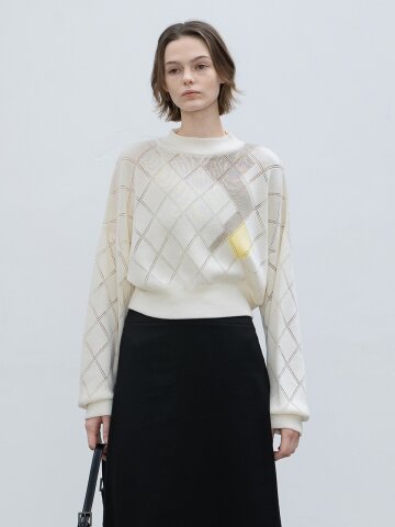 EK_Beige rhombus cropped top