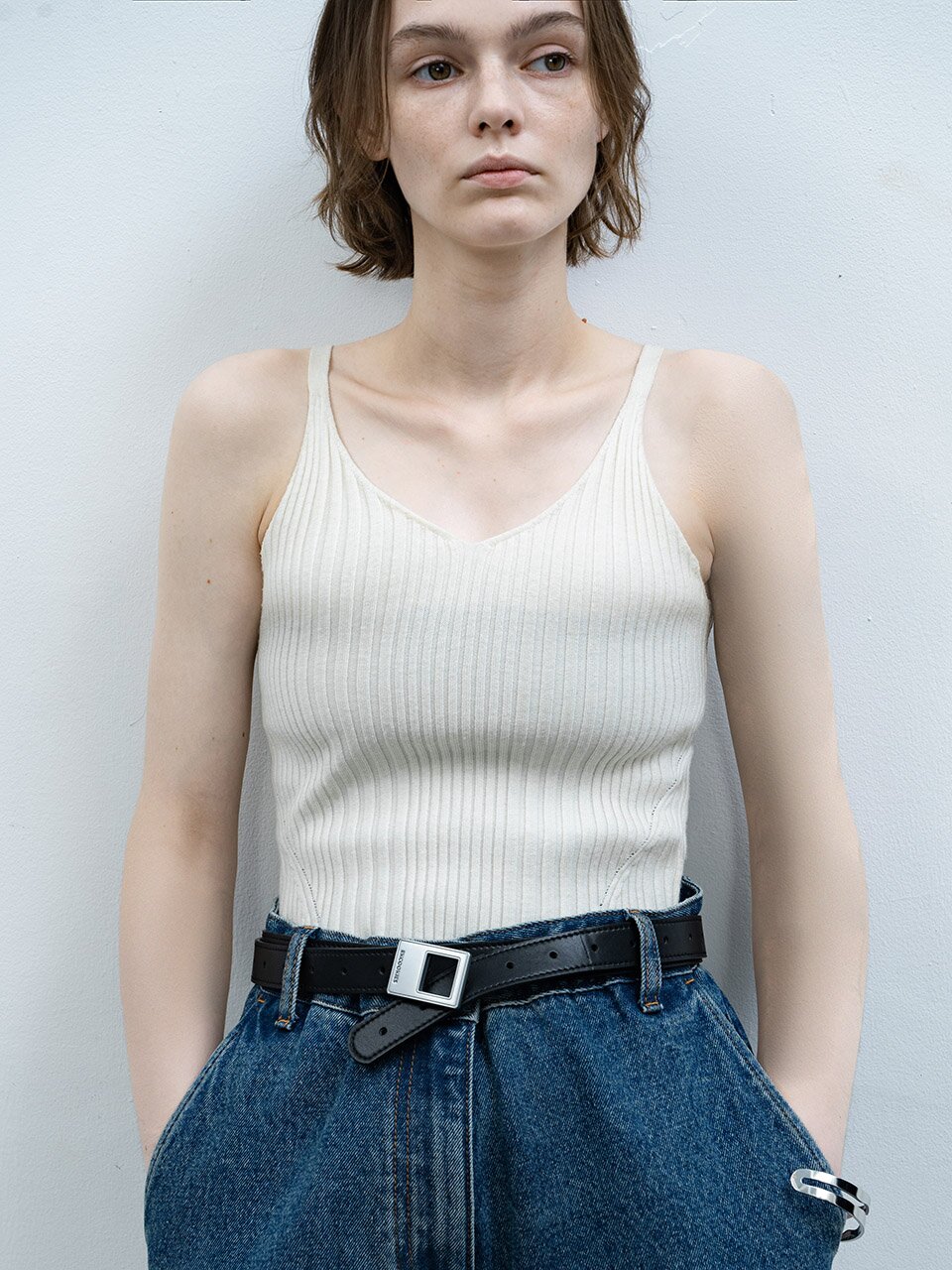 EK_Stretch knitted sleeveless top_IVORY