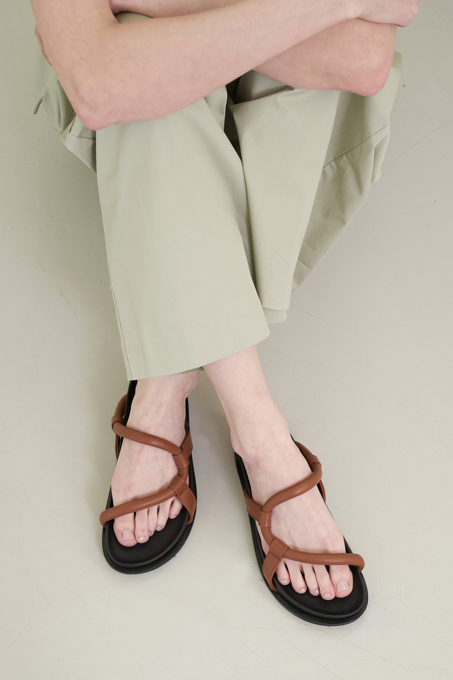 Milo Slides Leather Brown