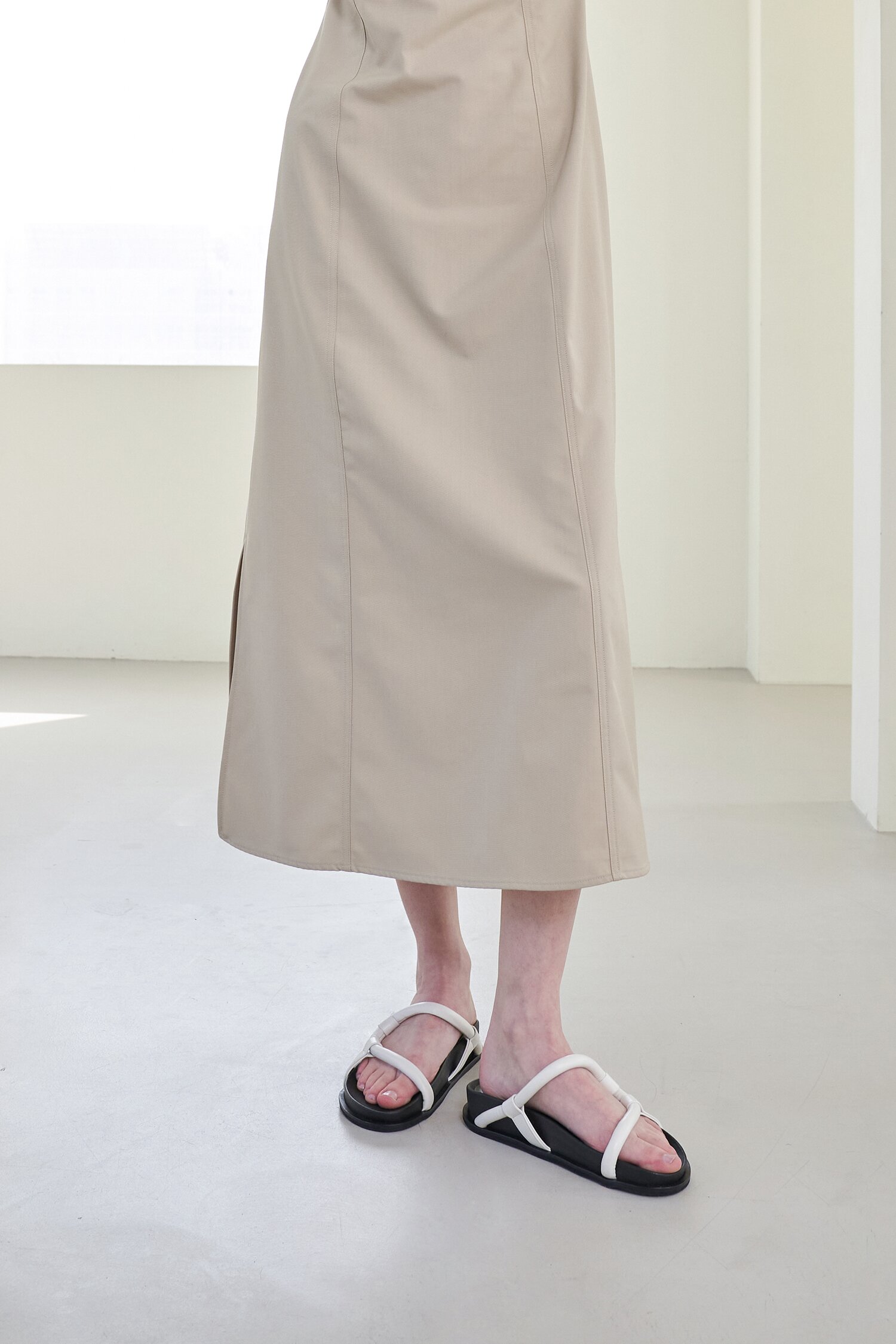 Milo Slides Leather Ivory